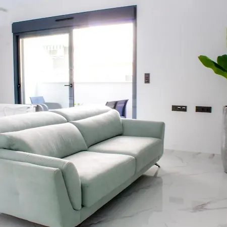 Διαμέρισμα Ricardos Luxury Τορεβιέχα